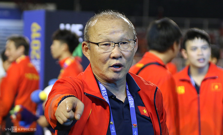 hlv-park-tu-choi-loat-loi-moi-chi-vi-muon-giu-loi-hua-voi-bong-da-viet-nam
