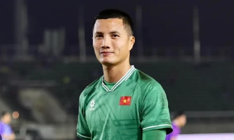 nguyen-dinh-trieu-su-lua-chon-so-mot-cho-vi-tri-thu-mon-tuyen-viet-nam